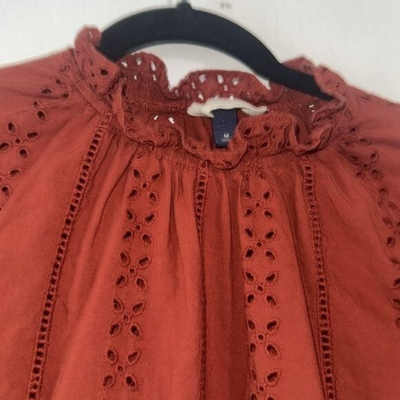 Universal Thread Womens Eyelet Blouse Size M Rust Color - Picture 4 of 9
